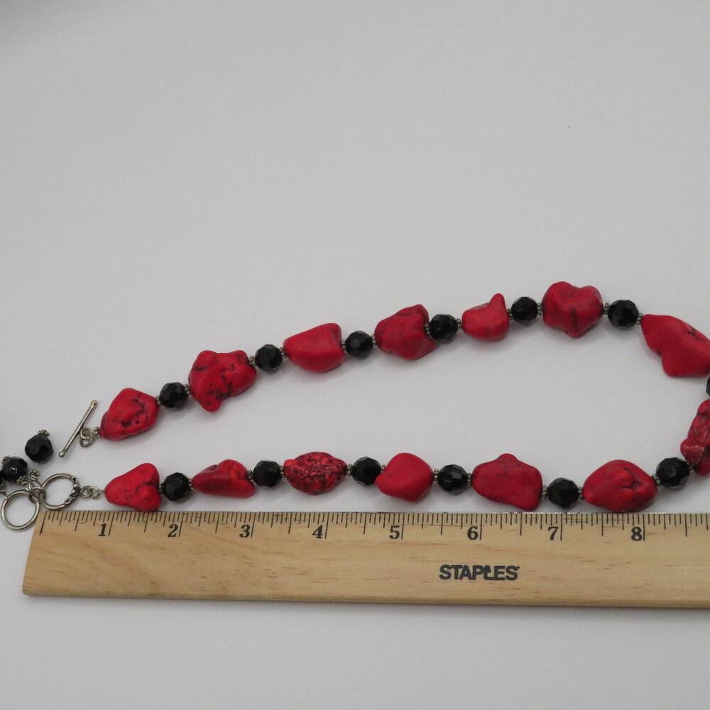 Vintage Coral Beaded Necklace Sterling Silver Toggle Clasp - Picture 10 of 10